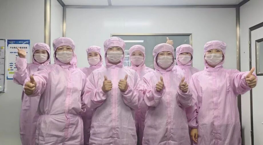 J祝全体女神节日快乐